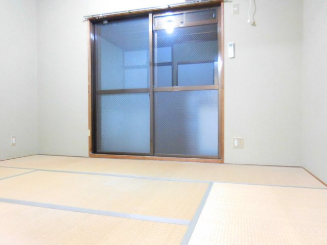 ハイツ五百住の寝室