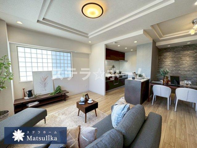 ギャラリーコート豊中・中桜塚の居間・リビング|ゆったり過ごせる居間です