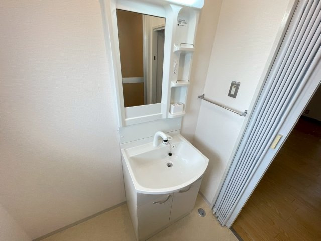 豊友マンション東豊中の独立洗面台