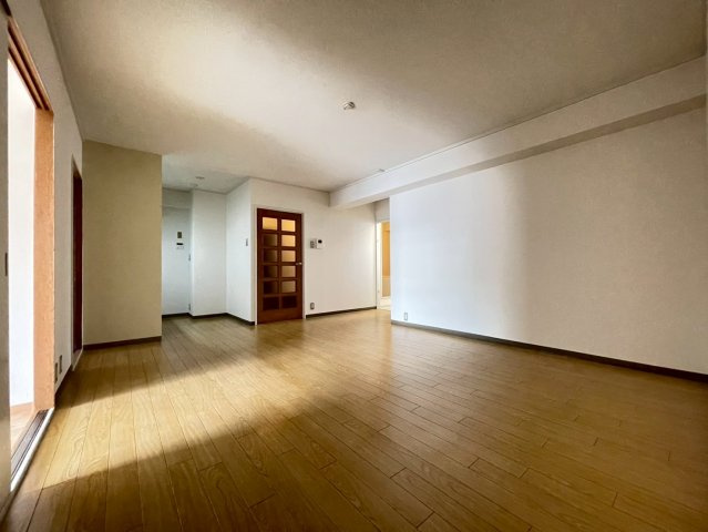 豊友マンション東豊中の居間・リビング