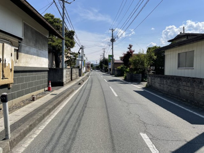 【前面道路含む現地写真】 | 山形市大字片谷地　築浅中古戸建て