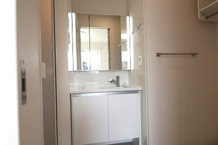 アウローラの独立洗面台|※同シリーズのイメージです