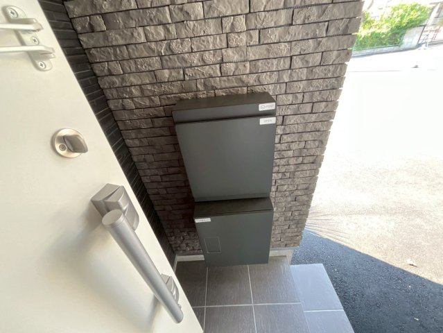 ラ・カシェット新宿の設備|ポストです