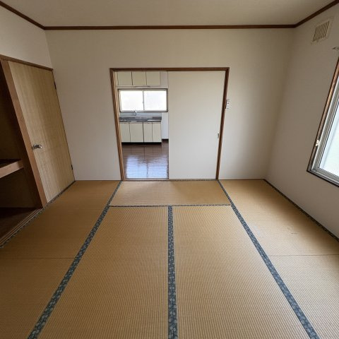 桜木ハイツ１号棟の和室