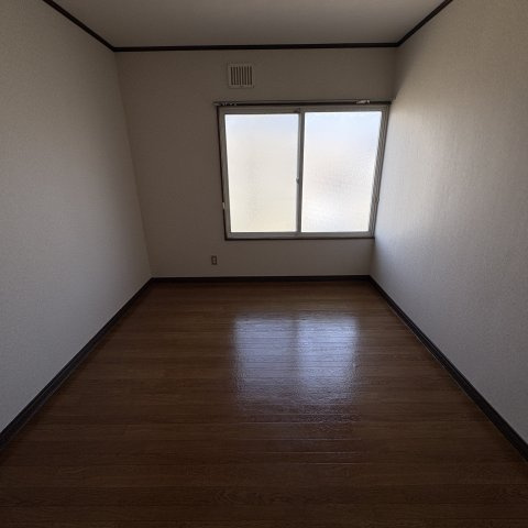 桜木ハイツ１号棟の居間・リビング