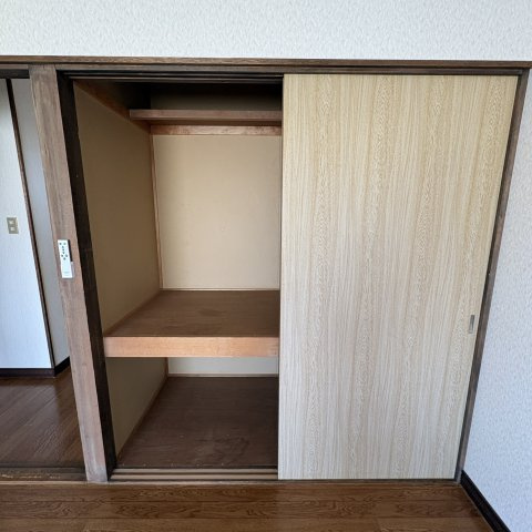 桜木ハイツ１号棟の収納