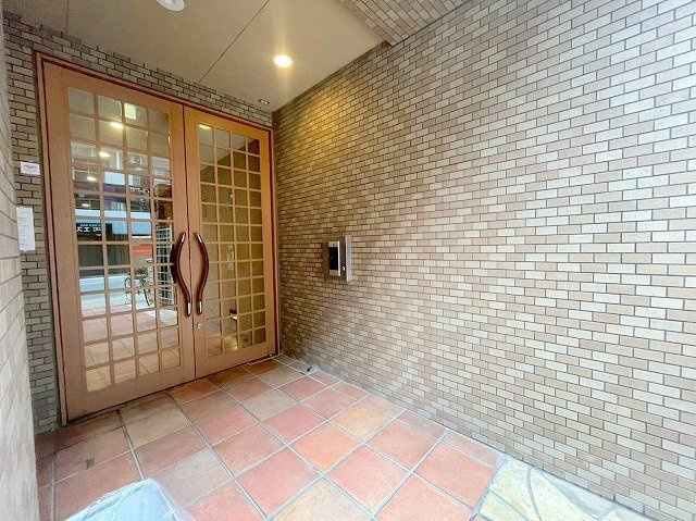 新大阪プライマリーワンのエントランス
