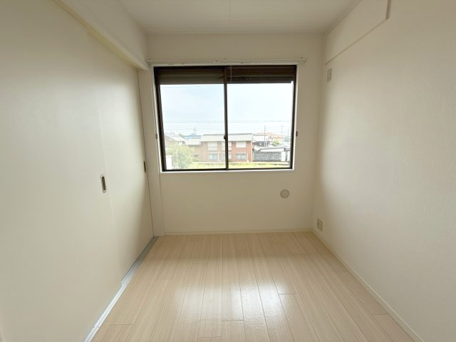 ロイヤルハイツⅠの子供部屋