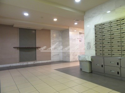 【エントランス】スカイコート川崎西口 