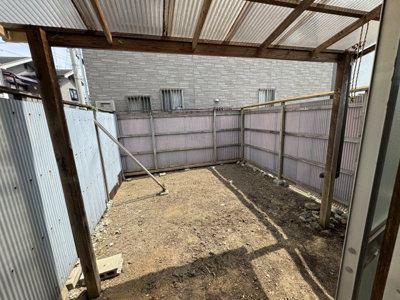 【バルコニー】 | 福万寺南貸家 | 開放的で明るい空間を演出してくれるバルコニーです