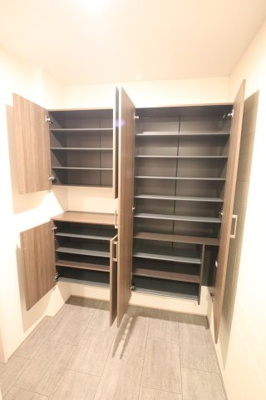 【収納】 | クレマチス | シューズボックス