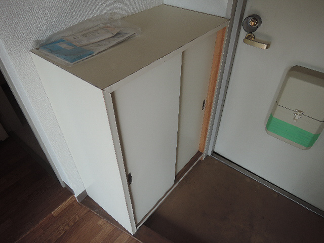 ファーストイン手柄の玄関