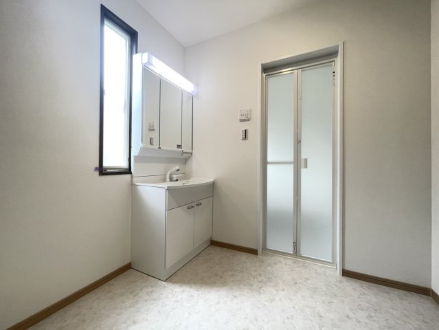 富士が丘６丁目　中古戸建の脱衣所