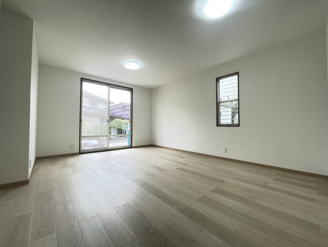 富士が丘６丁目　中古戸建の居間・リビング