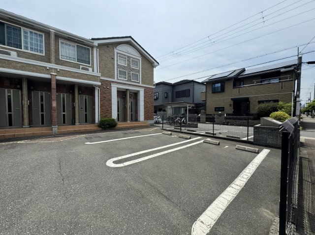 ヴィラ　ベンチスタB棟の駐車場