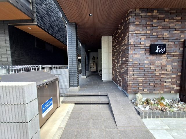 Ｍａｉｓｏｎ　れんがのエントランス