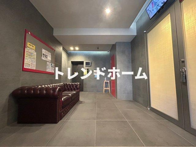 ロッカベラアパートメントのエントランス|選べる家電プランあり！！