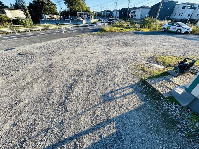 日進箕ノ手　貸倉庫の駐車場