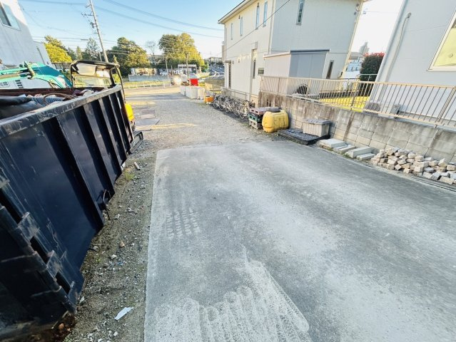 日進箕ノ手　貸倉庫の駐車場