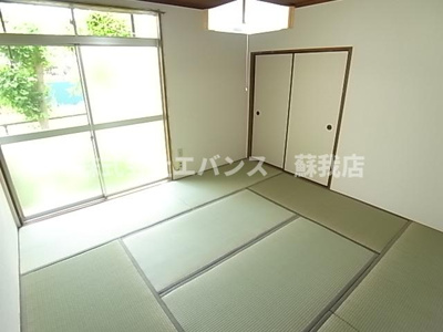 【居間・リビング】 | 蘇我野ハウス | ゆったり過ごせる居間です