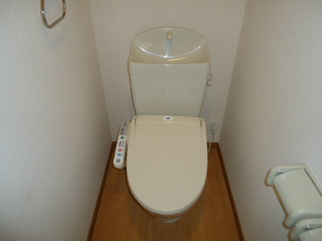 ウィズ・コートのトイレ|シャワー付トイレ