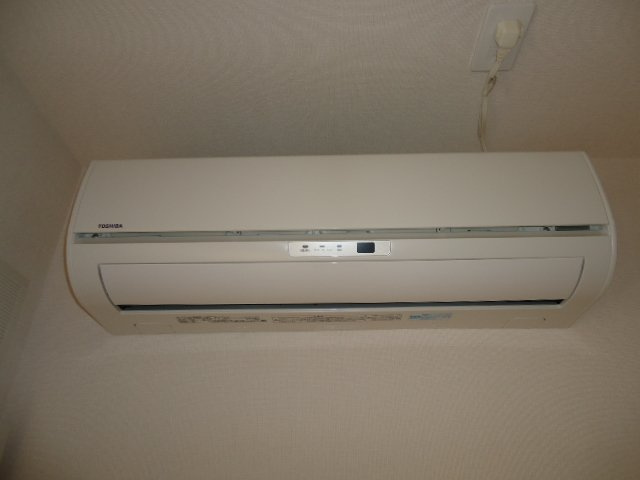 ウィズ・コートの設備|エアコン2台付き