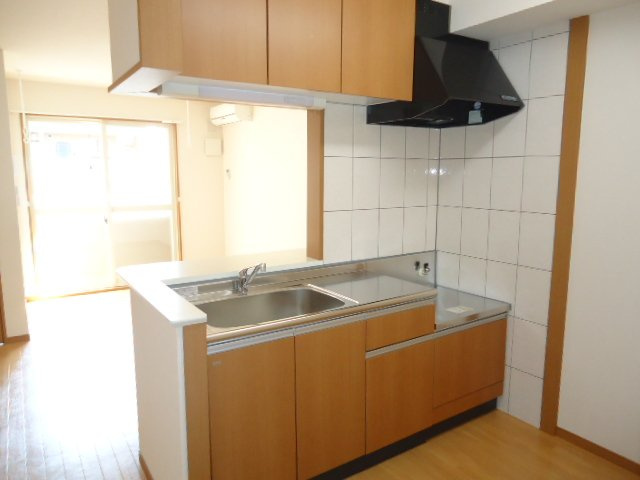 ウィズ・コートのキッチン|キッチン