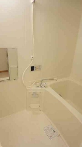 ハイネスＢの浴室