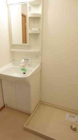 ハイネスＢの洗面所