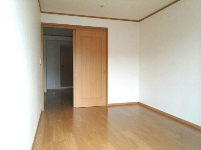 ハイネスＢの居間・リビング