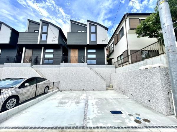 横浜市神奈川区羽沢南３丁目の新築一戸建の外観|堂々と完成しました！いつでもご案内可能です！
お車でご自宅まで送迎承ります。