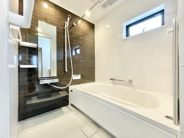 【その他】 | 建築プラン例【浴室】
1坪以上の広々とした空間なので、親子入浴や半身浴などに向いた浴室です！