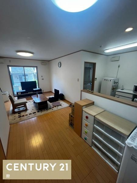 和歌山市園部　中古戸建の居間・リビング