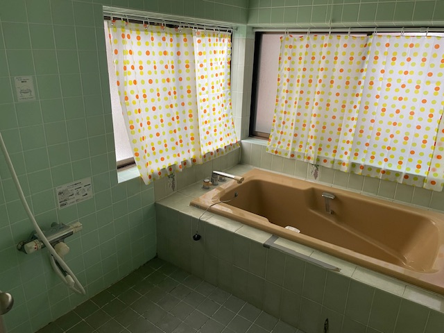 浜崎　売家の浴室