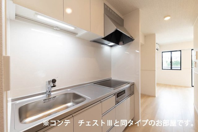 リンのキッチン|コンパクトなキッチンで掃除もラクラク