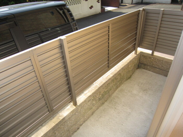 熊本市南区田迎２丁目のアパートのバルコニー