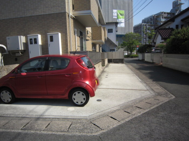 熊本市南区田迎２丁目のアパートの駐車場