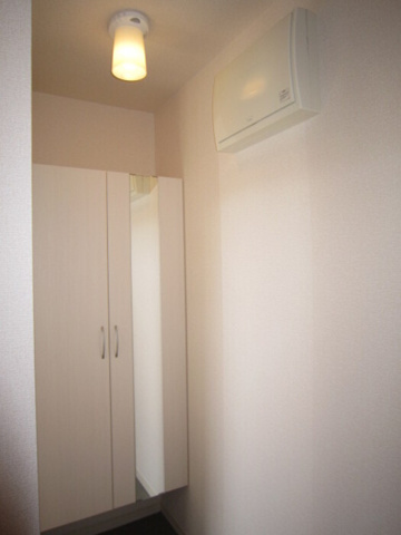 熊本市南区田迎２丁目のアパートの玄関