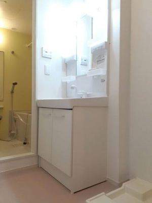 【洗面所】 | ル・グラン矢三　Ⅱ | コンパクトで使いやすい洗面所