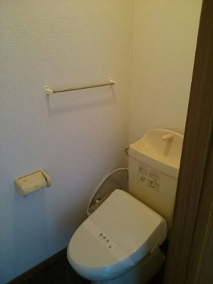 【トイレ】 | ＭｅｒｕＲｏｓｅ　Ⅱ | 落ち着いたトイレです