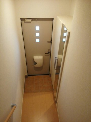 ウエスト・フィールドⅡの玄関|毎日通る玄関はこちらです