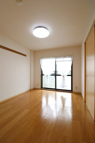 グランドール広見の洋室|スタンダードな洋室です