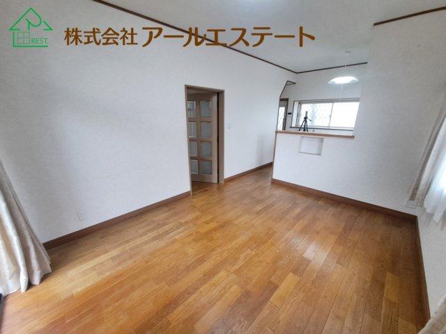 加古川市新神野2丁目　　JR「神野駅」徒歩9分の居間・リビング