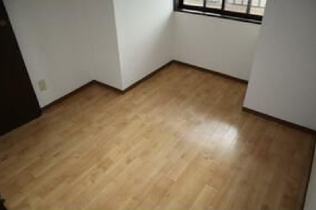 売マンション　小山市城東の洋室