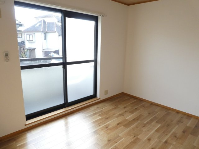 メゾン勇の寝室