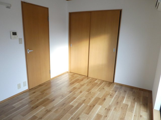 メゾン勇の寝室