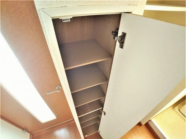 レオパレスアーバンコート東大沢のその他|シューズボックス