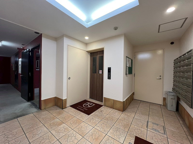 リバーライズ谷町4のロビー