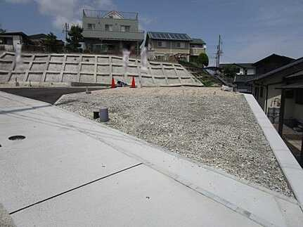 広島市安佐南区大町西1丁目　土地(全3区画)(JS)の前面道路含む現地写真