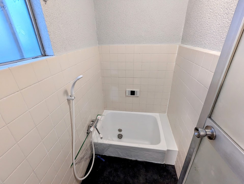 妙法寺戸建の浴室|きれいなお風呂です